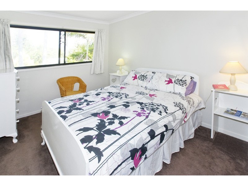 1 GARSDEN ST, Redcliffe QLD 4020