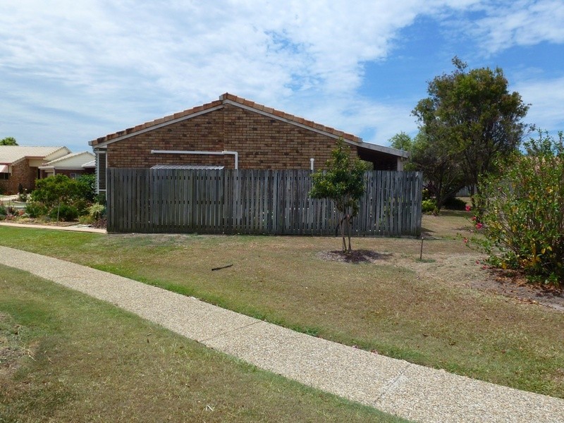 44/2 WATTLE RD, Rothwell QLD 4022