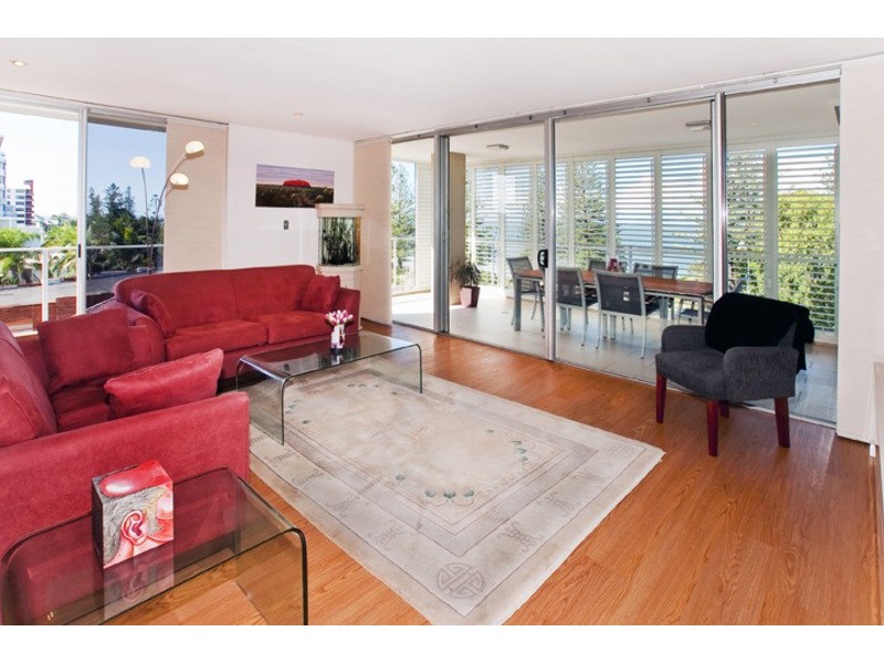 10/65 LANDSBOROUGH AVENUE, Scarborough QLD 4020