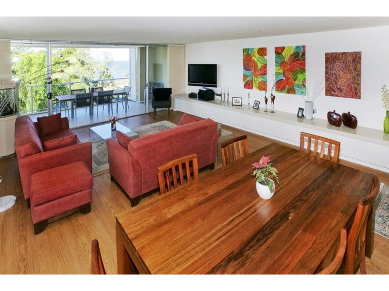 10/65 LANDSBOROUGH AVENUE, Scarborough QLD 4020