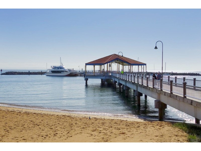 12  EVERSLEIGH RD, Scarborough QLD 4020