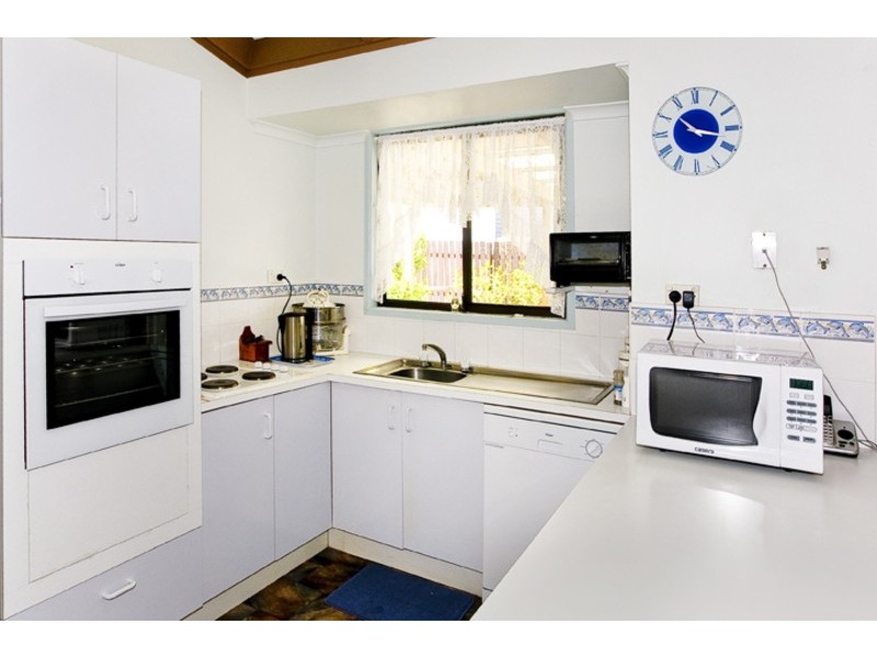11 FINCH COURT, Deception Bay QLD 4508