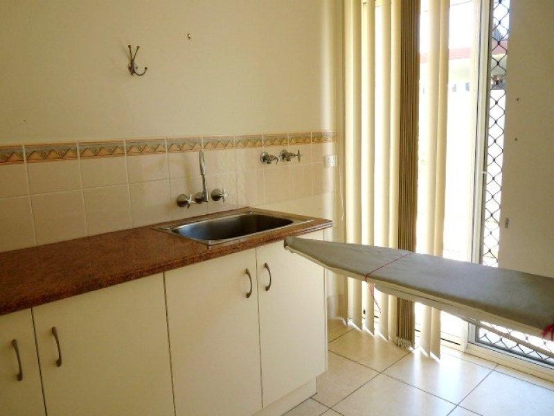 115 GRIFFITH ROAD, Newport QLD 4020