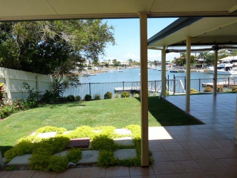 115 GRIFFITH ROAD, Newport QLD 4020