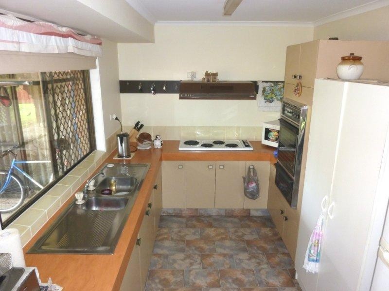 37 DRYSDALE STREET, Rothwell QLD 4022