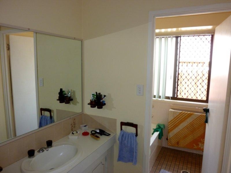 37 DRYSDALE STREET, Rothwell QLD 4022