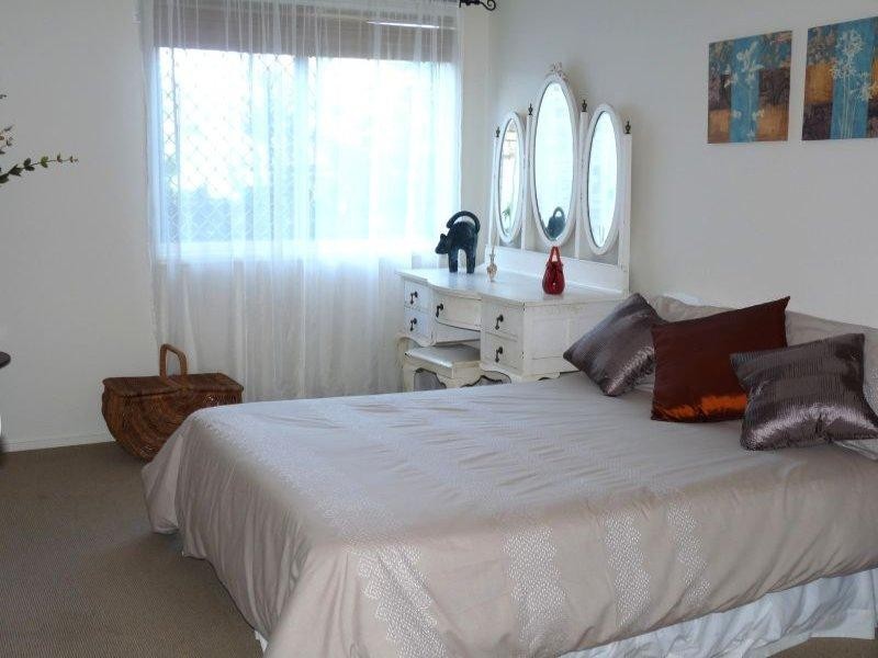 6 ERNEST STREET, Woody Point QLD 4019