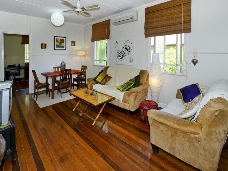 3 LOUIS STREET, Redcliffe QLD 4020