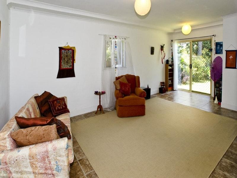 3 LOUIS STREET, Redcliffe QLD 4020