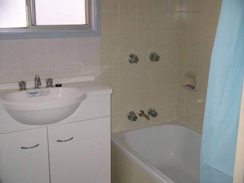 59 LONGLAND STREET, Redcliffe QLD 4020