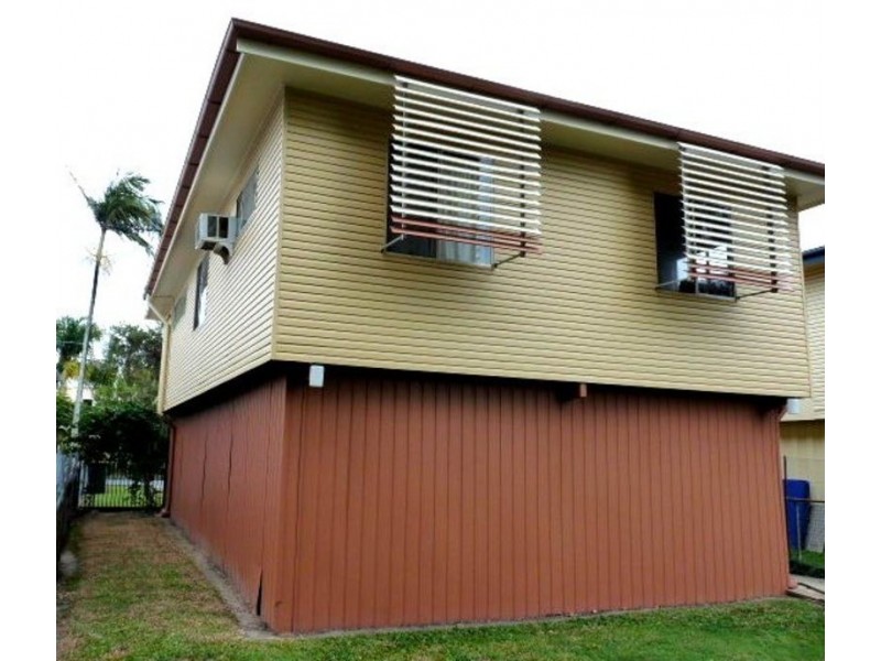 96 SPORTSGROUND STREET, Redcliffe QLD 4020