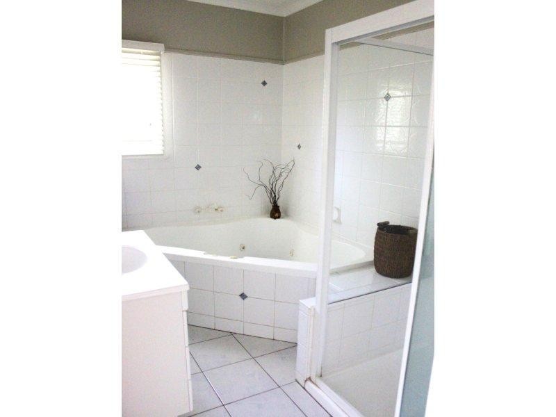 12 BATEMAN STREET, Deception Bay QLD 4508