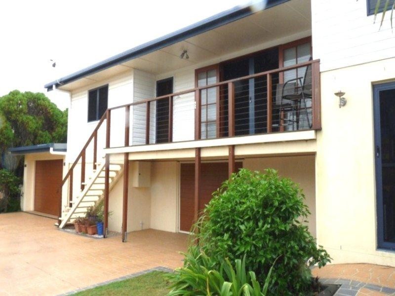 4 LILLA STREET, Woody Point QLD 4019