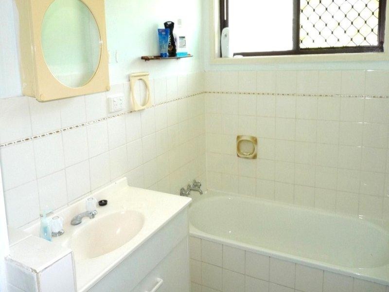 24 WENDY STREET, Clontarf QLD 4019