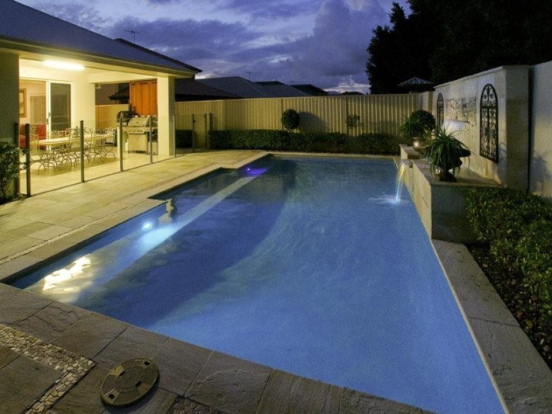 1 SKANDIA COURT, Newport QLD 4020