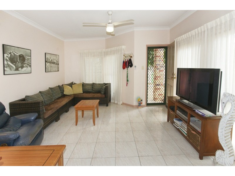 1/550 OXLEY AVE, Redcliffe QLD 4020