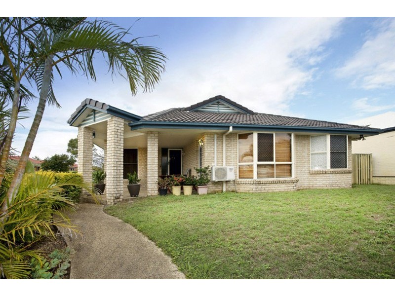 18  SOUTHERDEN DRIVE, North Lakes QLD 4509