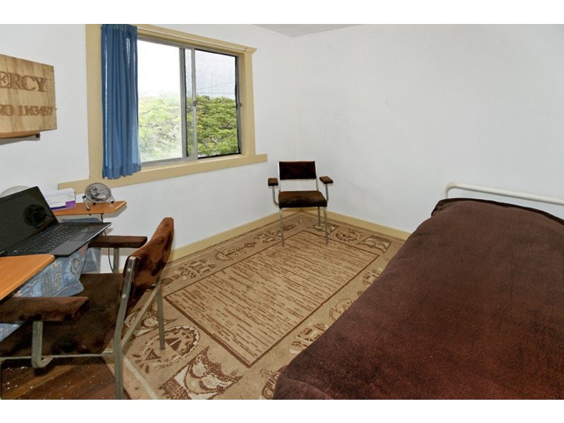 71 SHIELDS ST, Redcliffe QLD 4020