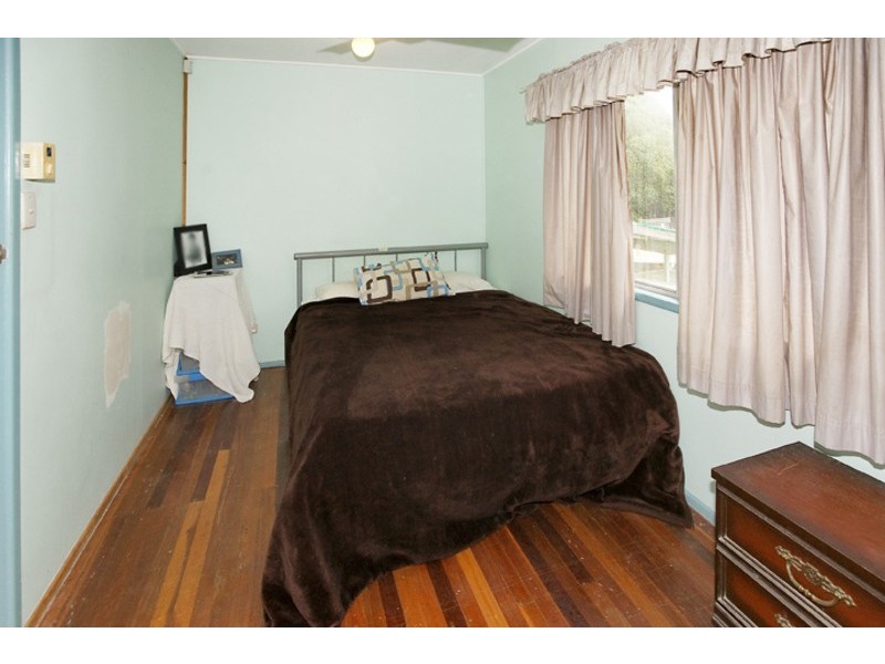 71 SHIELDS ST, Redcliffe QLD 4020