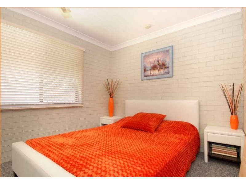 57 VICTORIA AVENUE, Woody Point QLD 4019