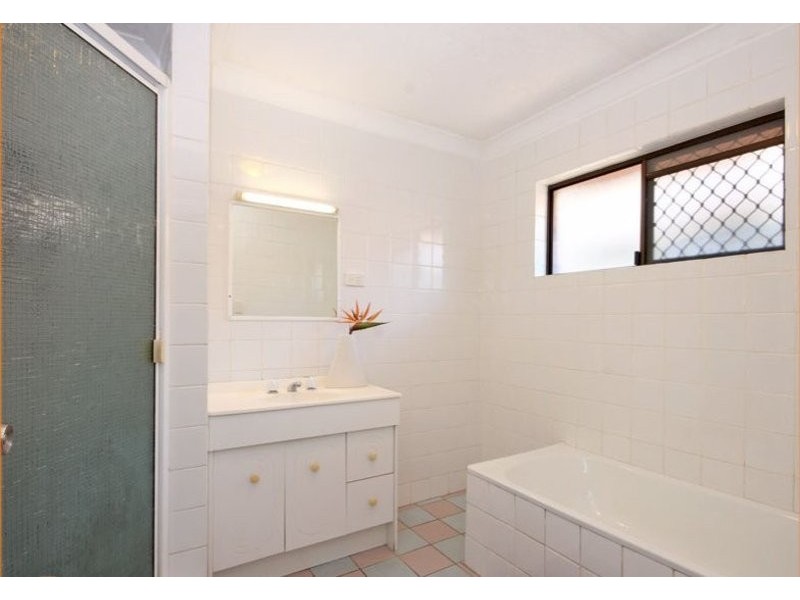 57 VICTORIA AVENUE, Woody Point QLD 4019