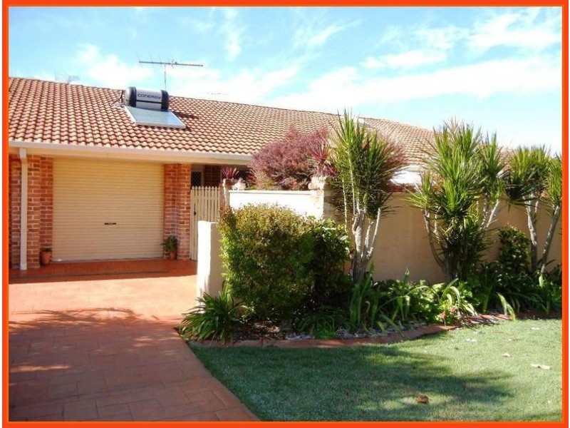 2/10 OSBOURNE STREET, Scarborough QLD 4020