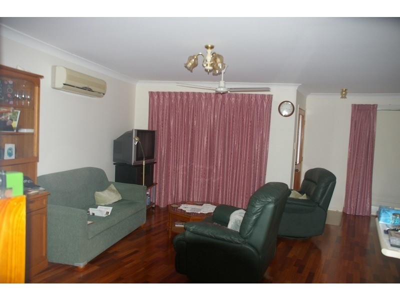 108/2 WATTLE RD, Rothwell QLD 4022