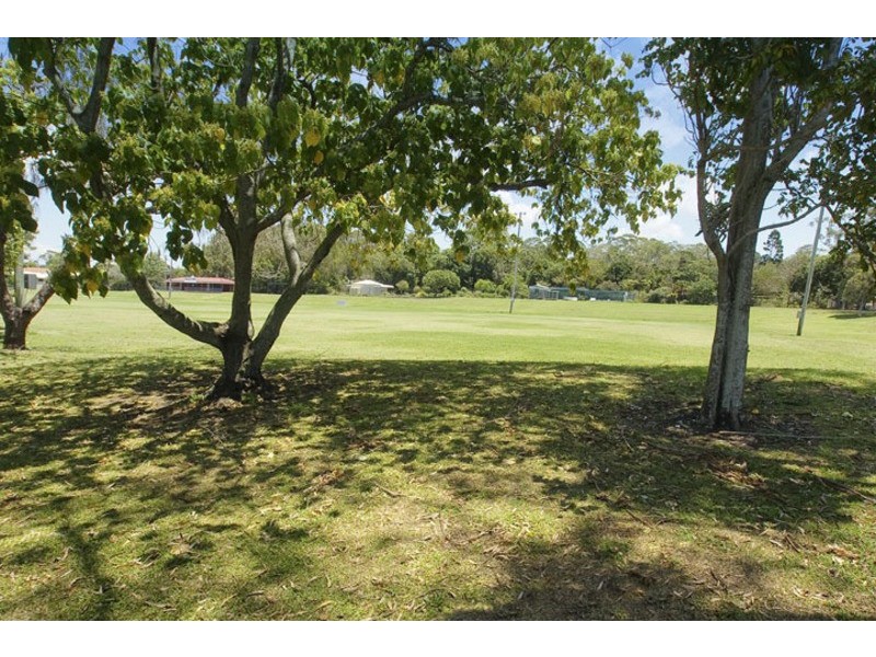 298  VICTORIA AVE, Redcliffe QLD 4020