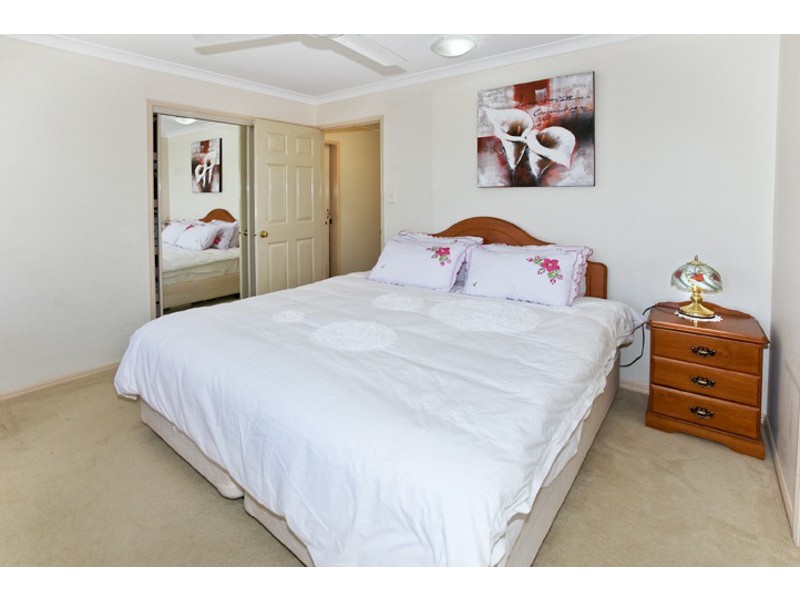 3 HODDLE COURT, Rothwell QLD 4022