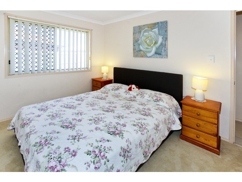 3 HODDLE COURT, Rothwell QLD 4022