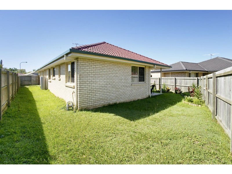 3 HODDLE COURT, Rothwell QLD 4022