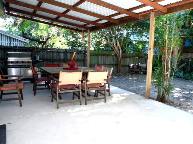 30 LOUIS STREET, Redcliffe QLD 4020