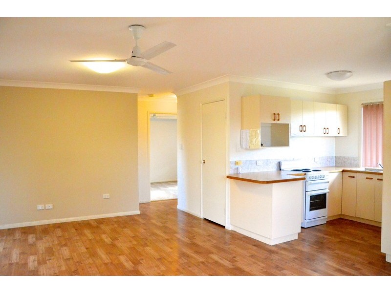 28/2 WATTLE RD, Rothwell QLD 4022