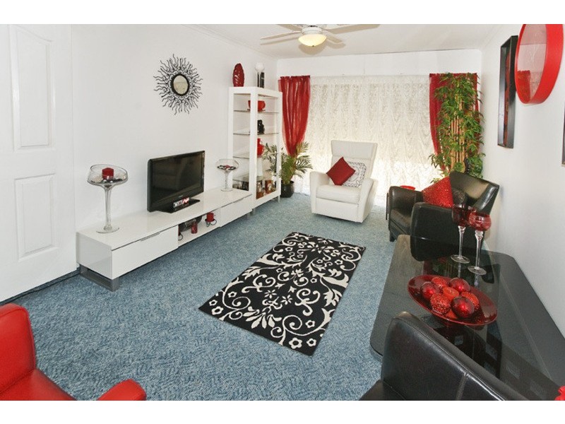 4/61 ELLEN STREET, Woody Point QLD 4019