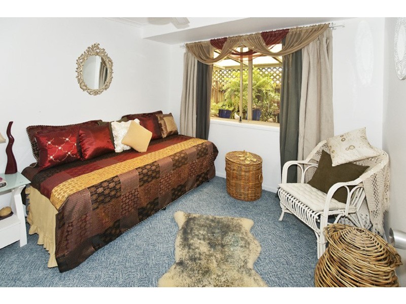 4/61 ELLEN STREET, Woody Point QLD 4019