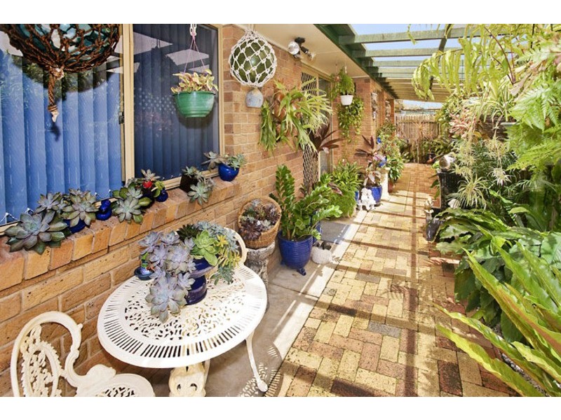 4/61 ELLEN STREET, Woody Point QLD 4019