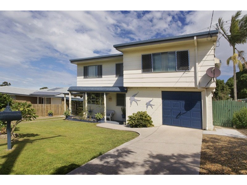 10 CEDAR STREET, Clontarf QLD 4019