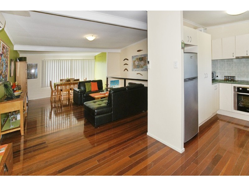 10 CEDAR STREET, Clontarf QLD 4019