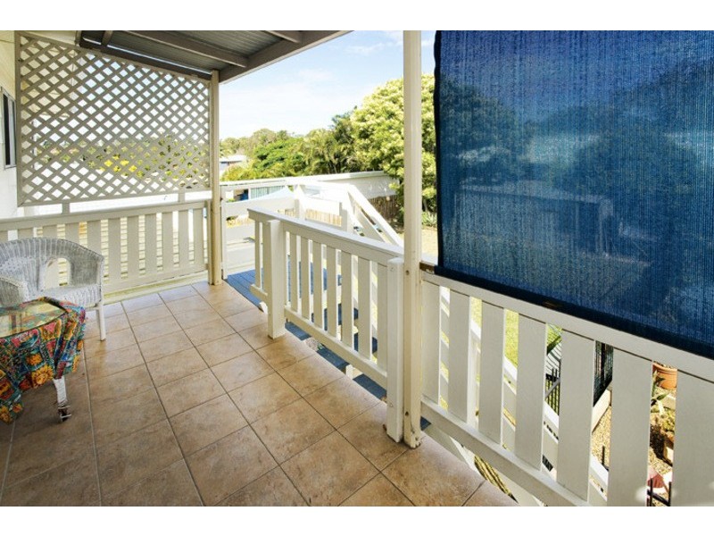 10 CEDAR STREET, Clontarf QLD 4019