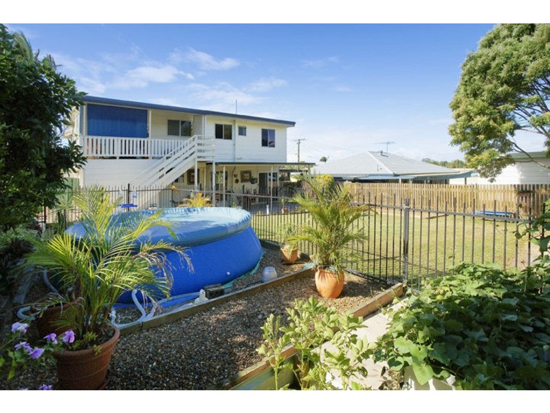 10 CEDAR STREET, Clontarf QLD 4019