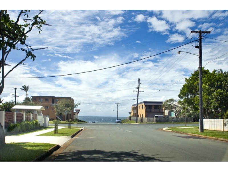 36 QUEEN STREET, Scarborough QLD 4020