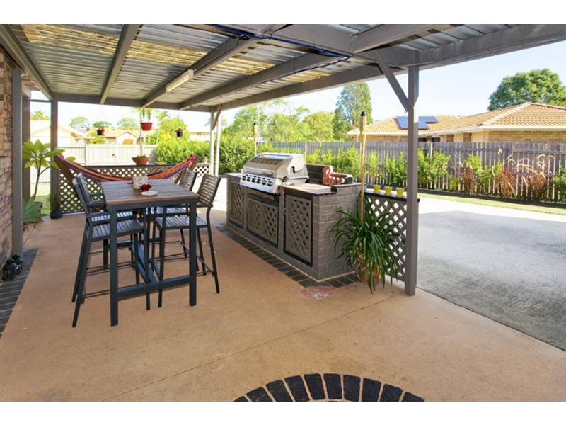 11 TARONGA STREET, Kippa-ring QLD 4021