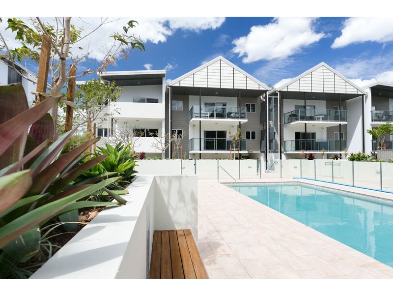 135 ANNERLEY RD, Dutton Park QLD 4102