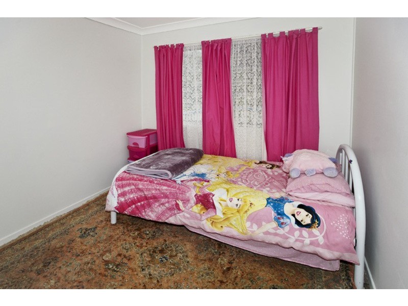 19 GERTRUDE ST, Redcliffe QLD 4020