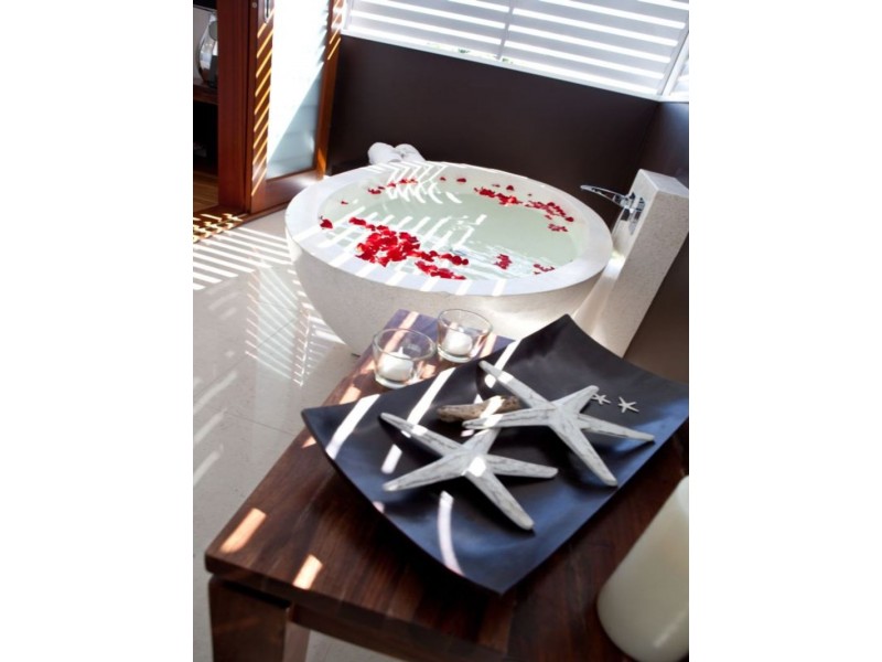 50  FOURTH AVE, Sandgate QLD 4017