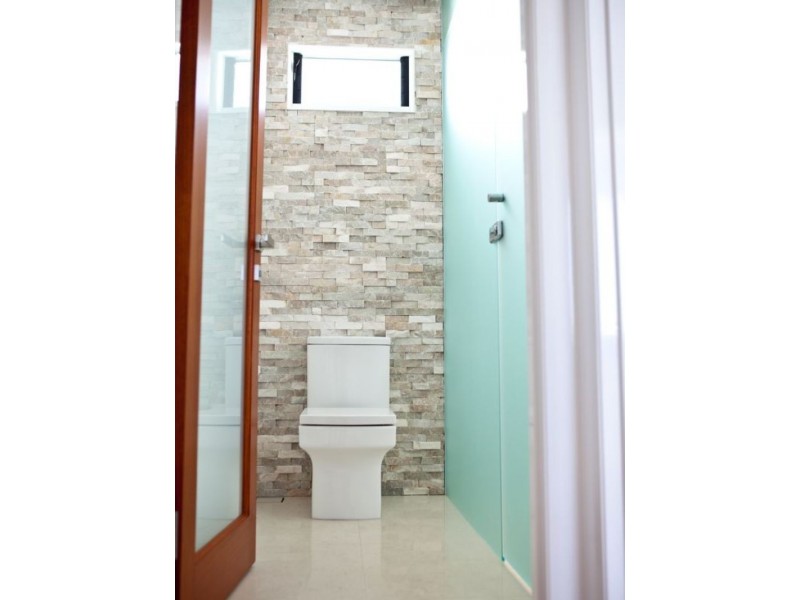 50  FOURTH AVE, Sandgate QLD 4017