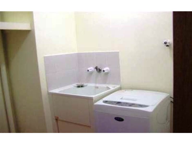 2/10 WATTLE RD, Rothwell QLD 4022