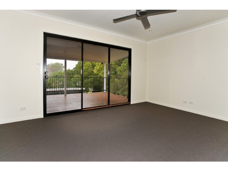229A MACDONNELL RD, Clontarf QLD 4019