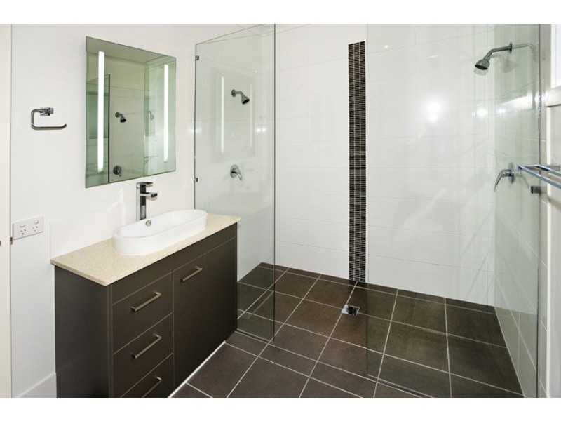 229A MACDONNELL RD, Clontarf QLD 4019