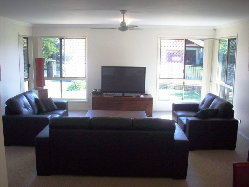 16 WALSH STREET, Redcliffe QLD 4020